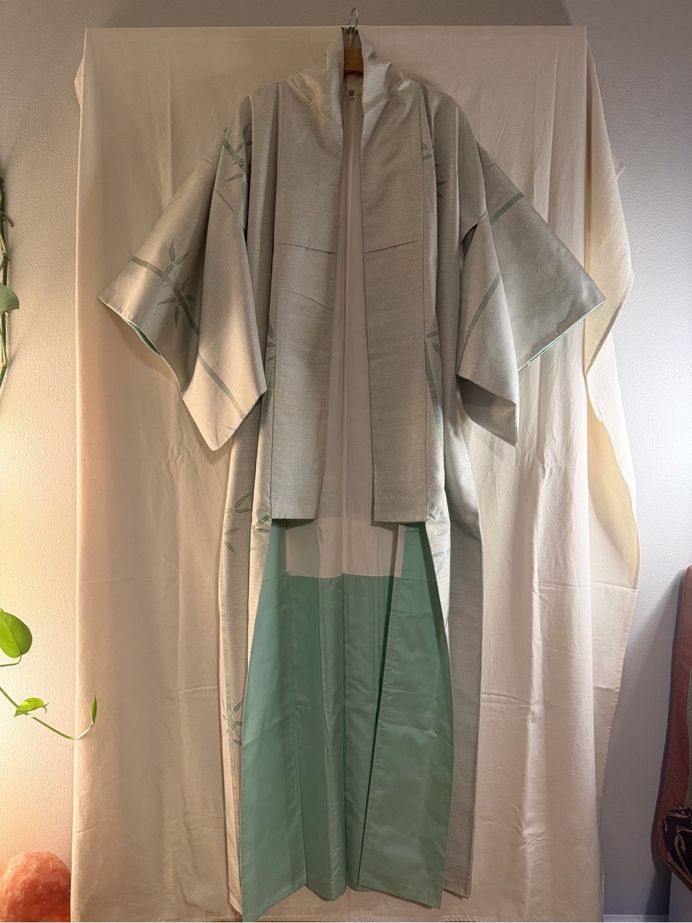 Vintage Light Sage Traditional Kimono Coat -Silk Bamboo Pattern- Minimalist